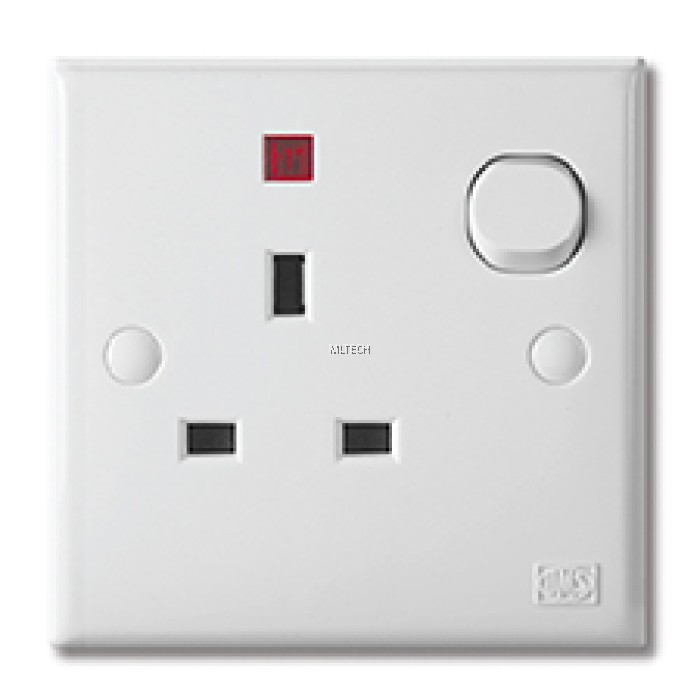 3 Series Switched Socket Outlet 13A/15A 250V - 13A 1 Gang SP Switched ...